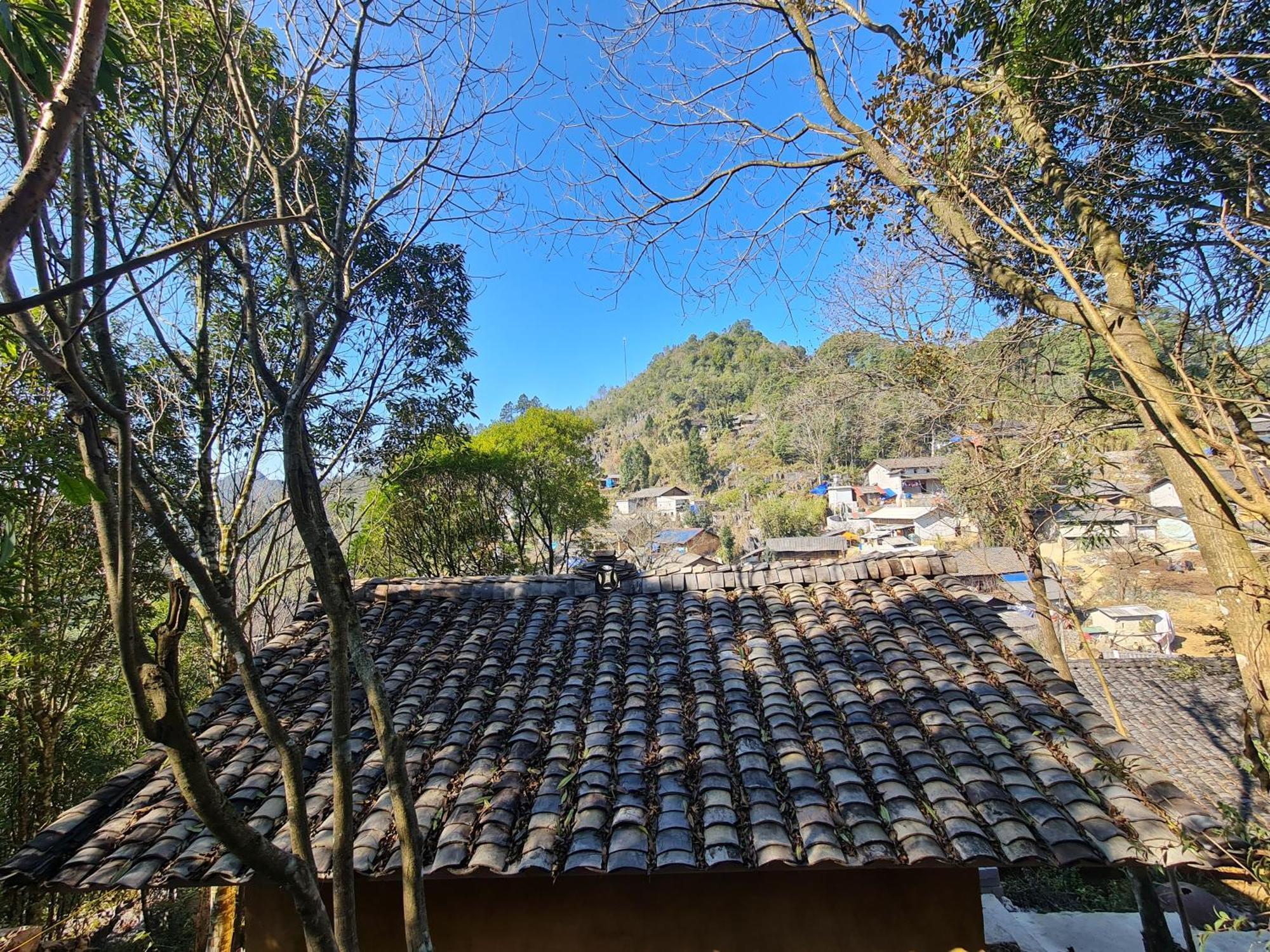 Nha Co Lao Xa Homestay Hmong & Bungalow Air Conditioner Dong Van  Exterior foto